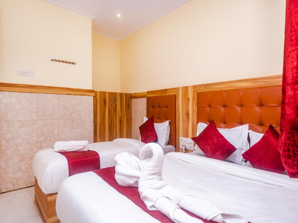 Aman Hotel Near Cst Mumbai  Buitenkant foto